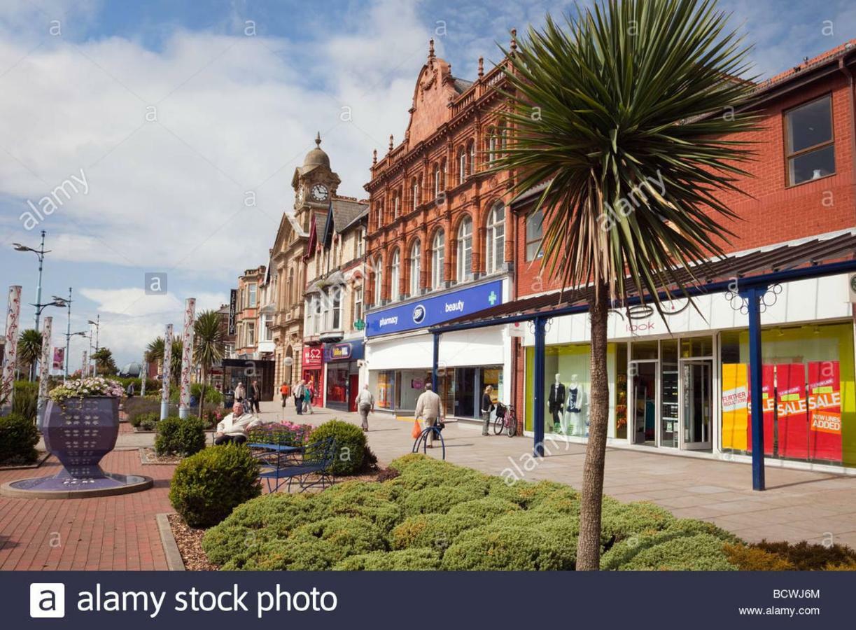 Esjays At Knowles House Bed & Breakfast Lytham St. Annes Eksteriør bilde